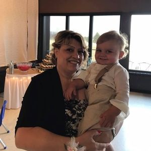 Meet your Posher, Ana